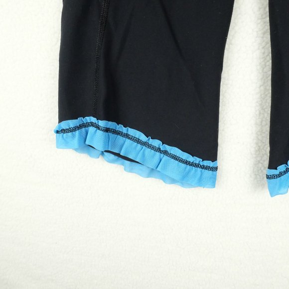 Lululemon Womens Yoga Pants 4 Black Blue Capri Ruffle Athletic Athleisure Casual - Picture 3 of 10